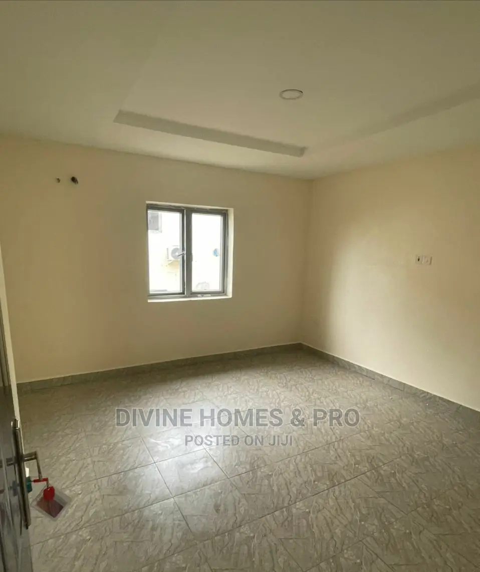 4bdrm Duplex in Brain Nd Hammer City, Life Camp for sale