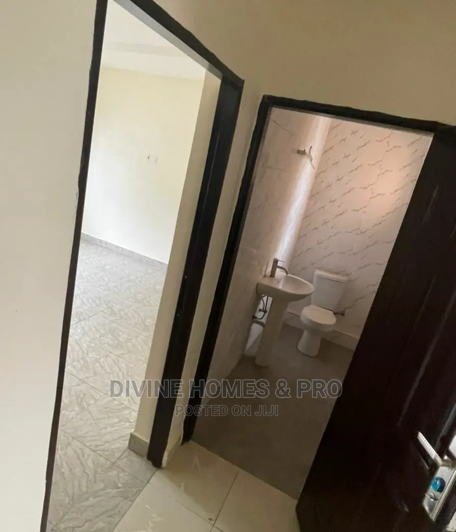 4bdrm Duplex in Brain Nd Hammer City, Life Camp for sale