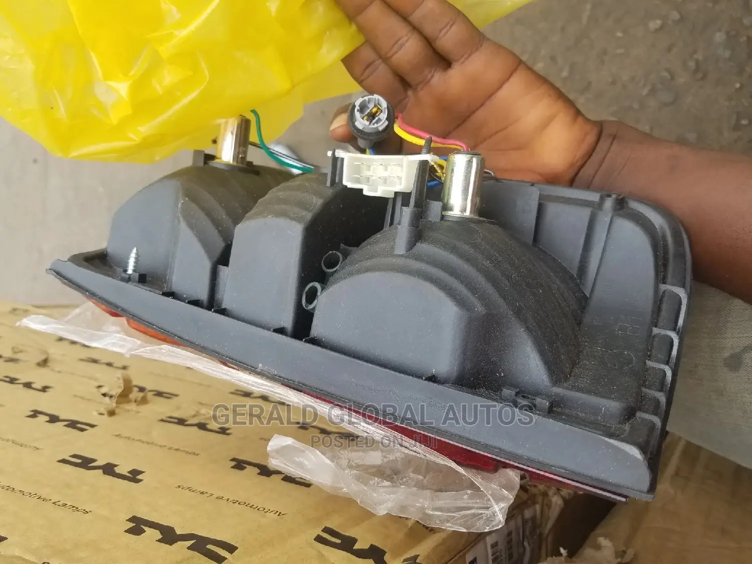 Rear Light Tacoma 01-04