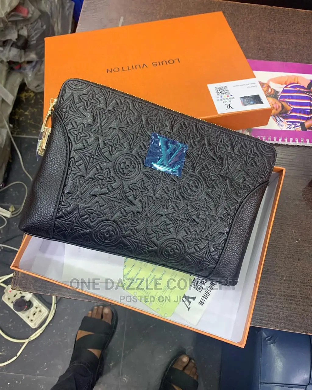 Men Hand Purse With Side Lock