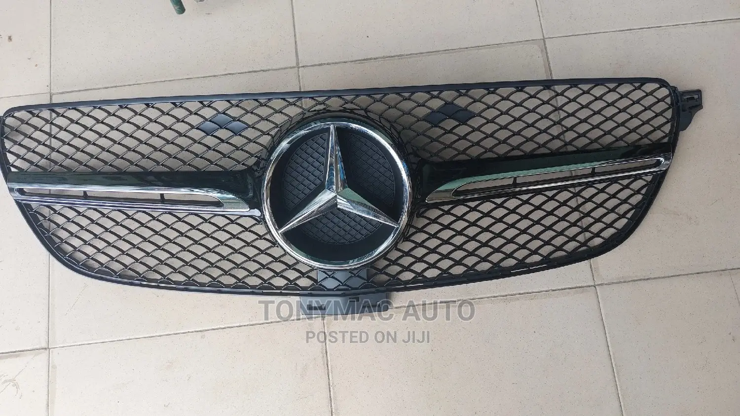 Mercedes-Benz GLE Front Grille