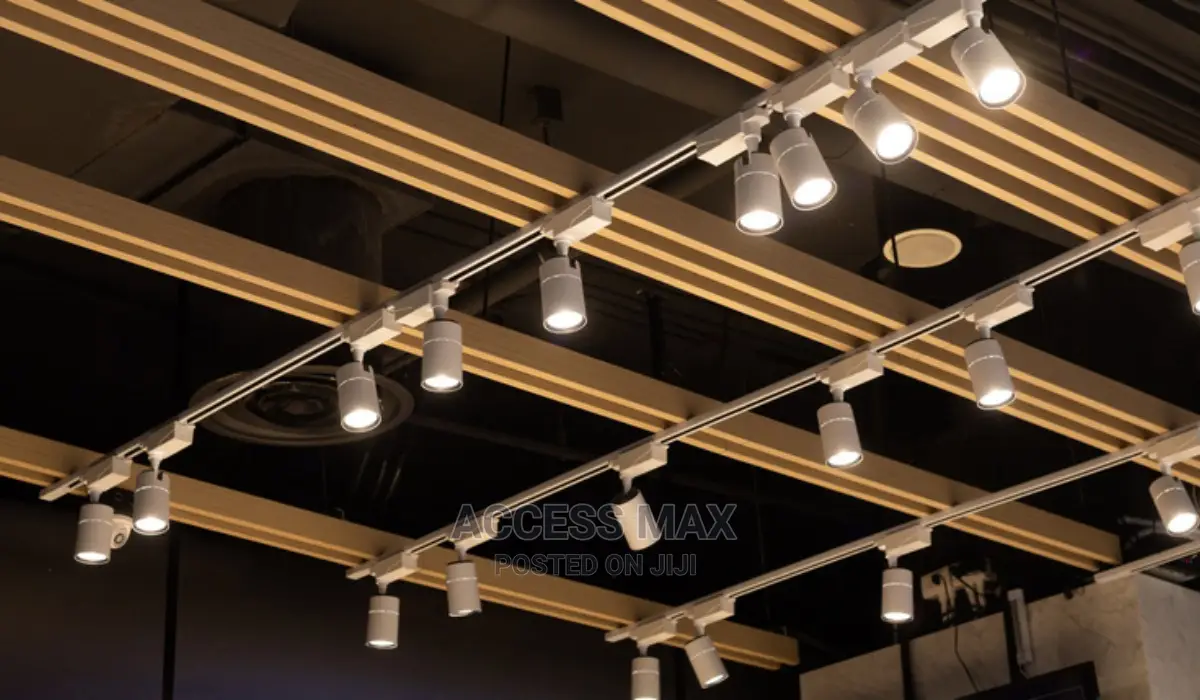 40-watt Led Track Light 4in1 With The Rail