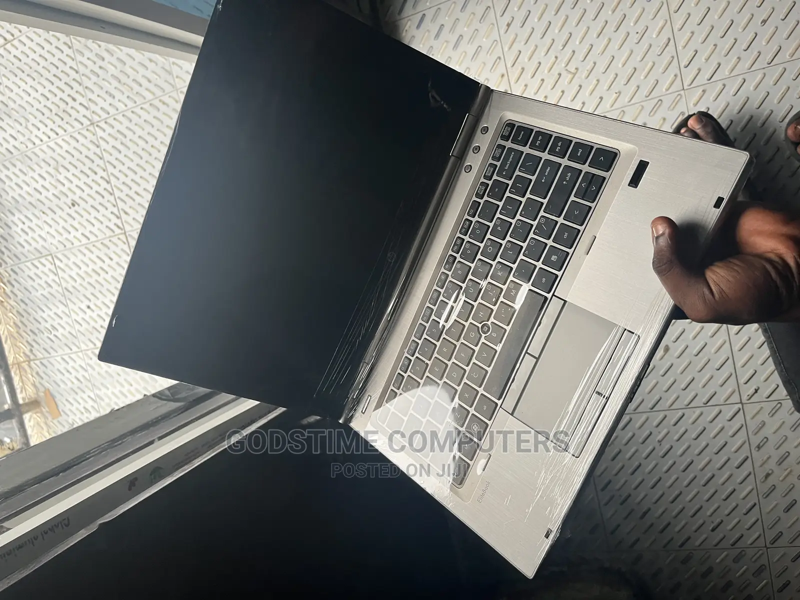 New Laptop HP EliteBook 8460P 8GB Intel Core I5 HDD 500GB