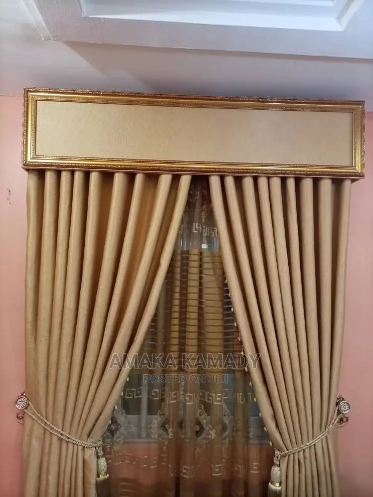 A Unique Curtain