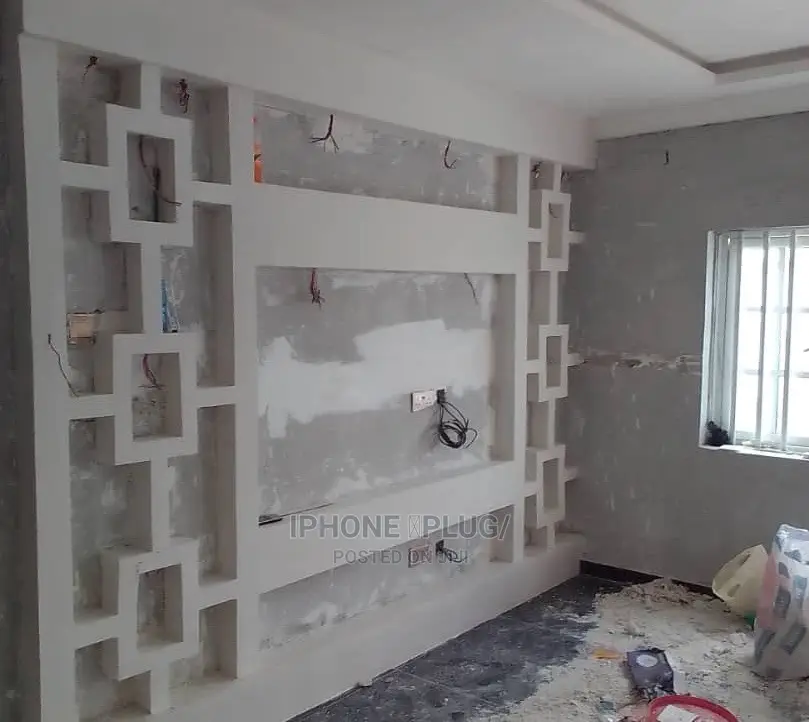 Roof Guters and Indoor Pop Walls Anceilings and Screeding