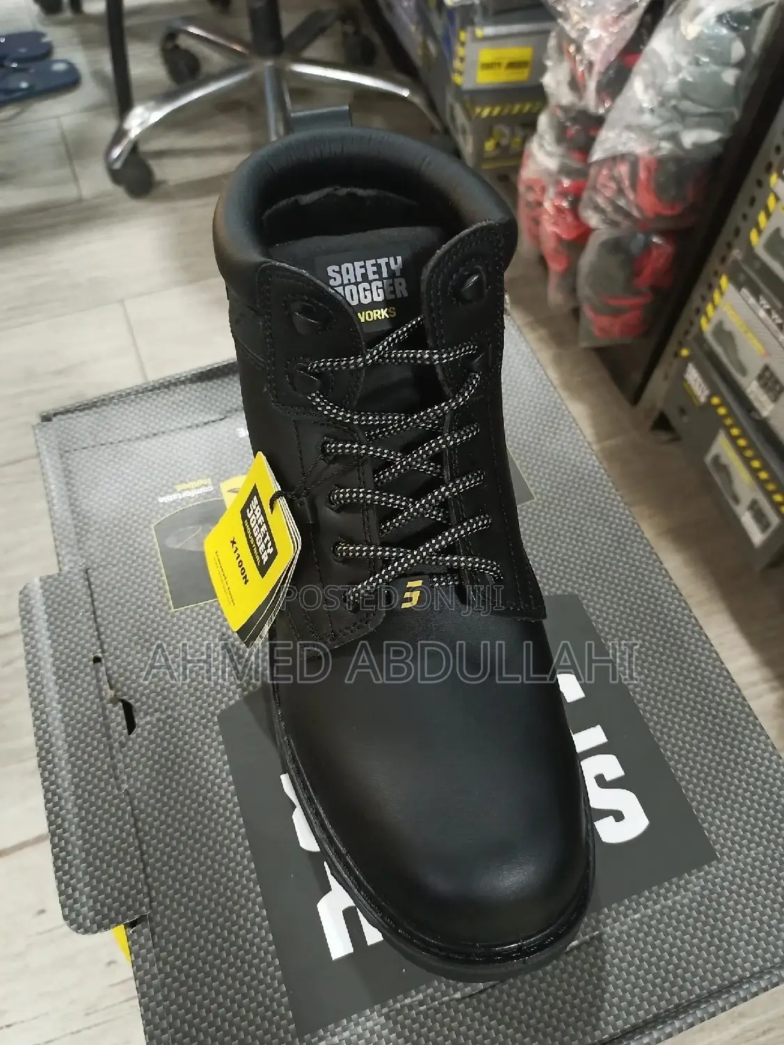 X1100n S3 Safety Joggers Boot