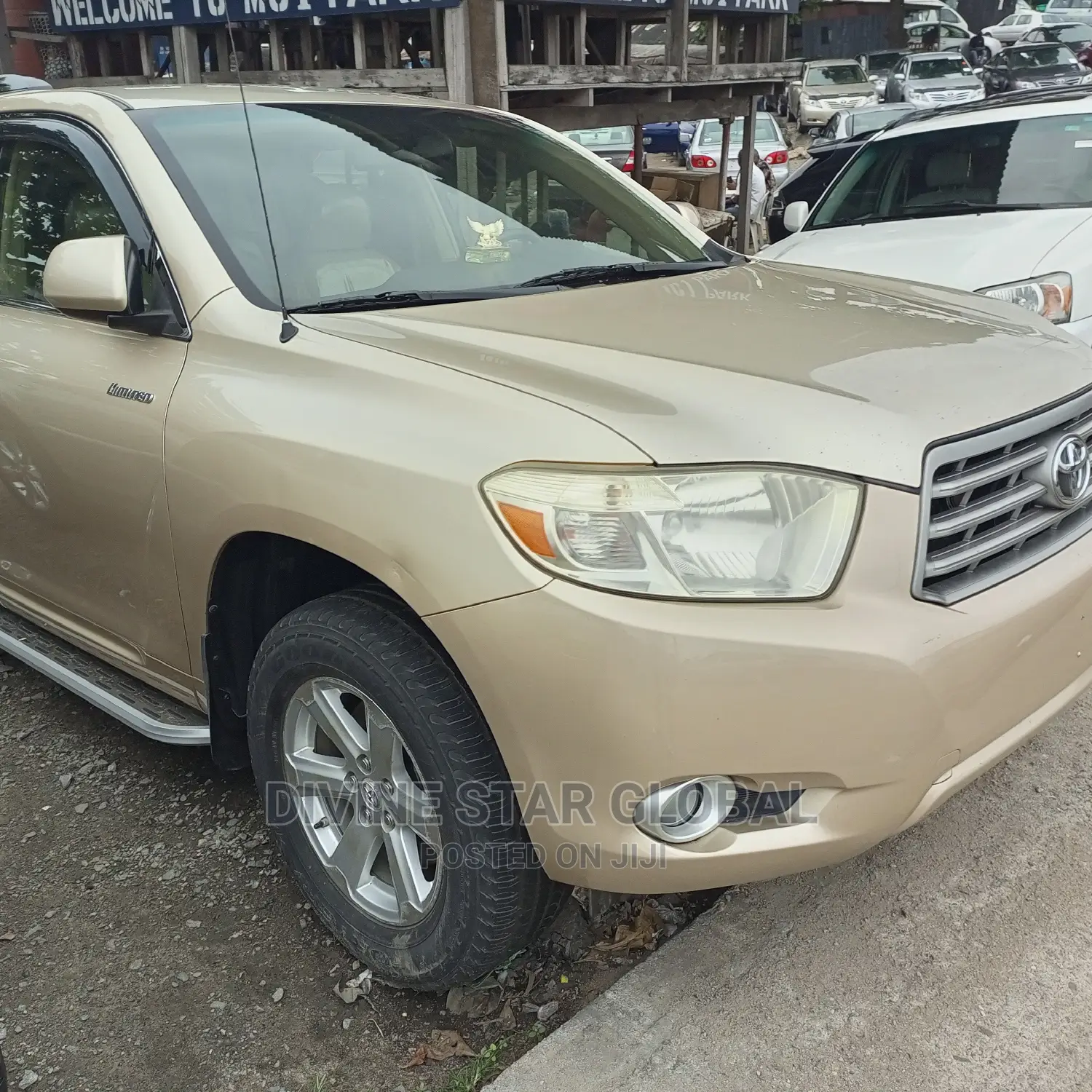 Toyota Highlander Limited 2009 Gold