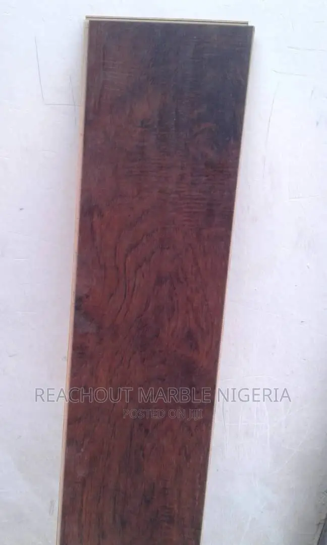 Pure Wooden Floor With Underlayers