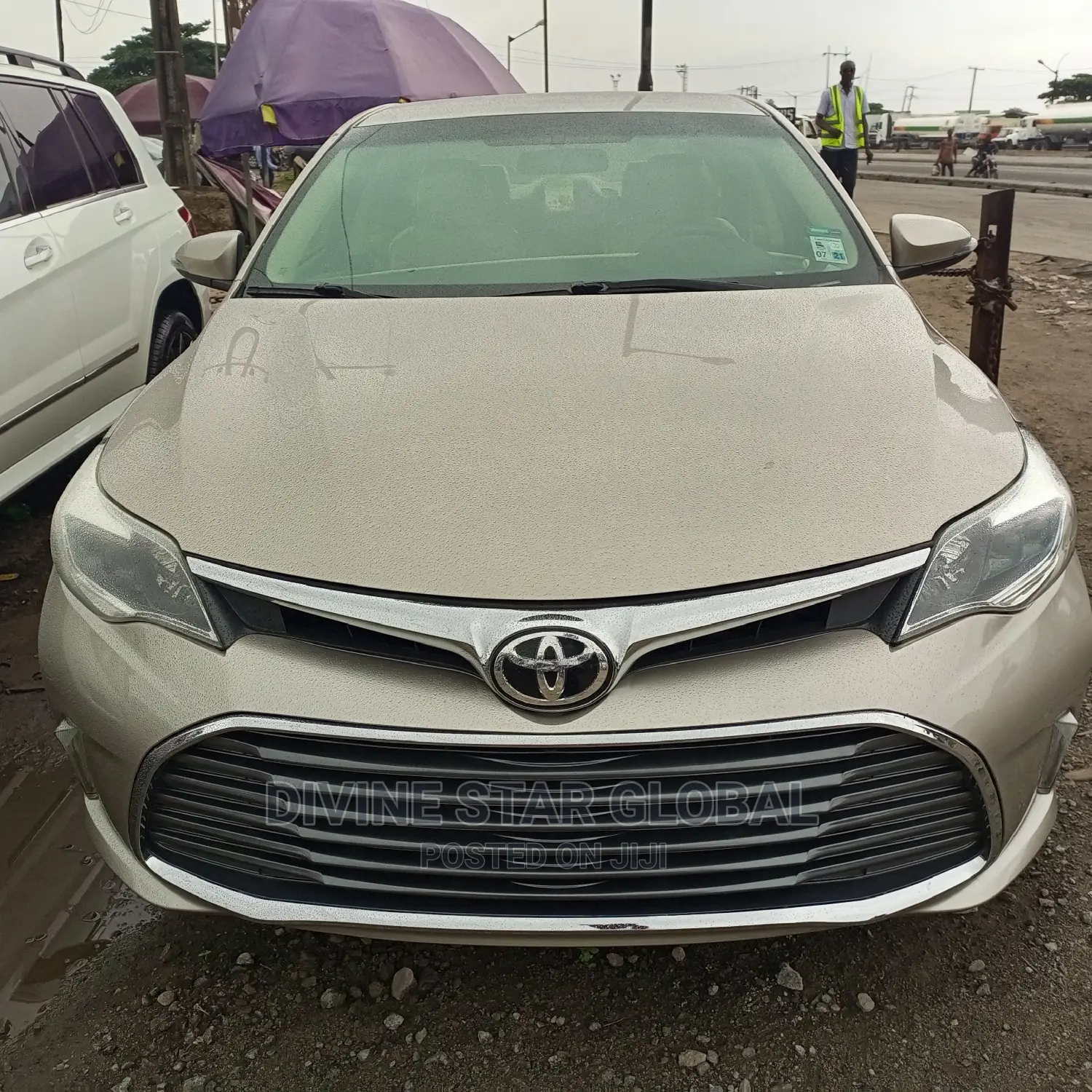 Toyota Avalon 2013 Gold