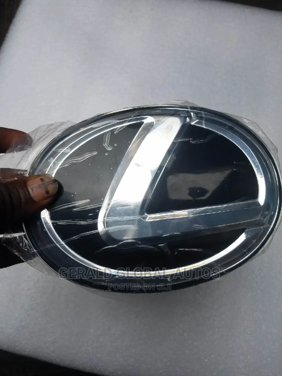 Lexus Glass Logos