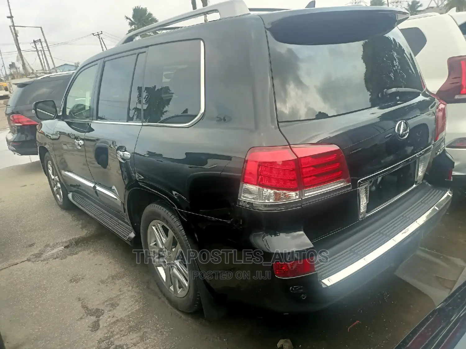 Lexus LX 570 AWD 2013 Black