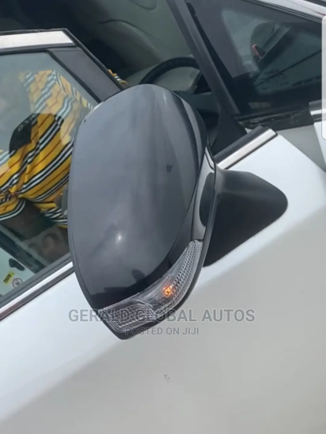 Venza 014 Side Mirrors