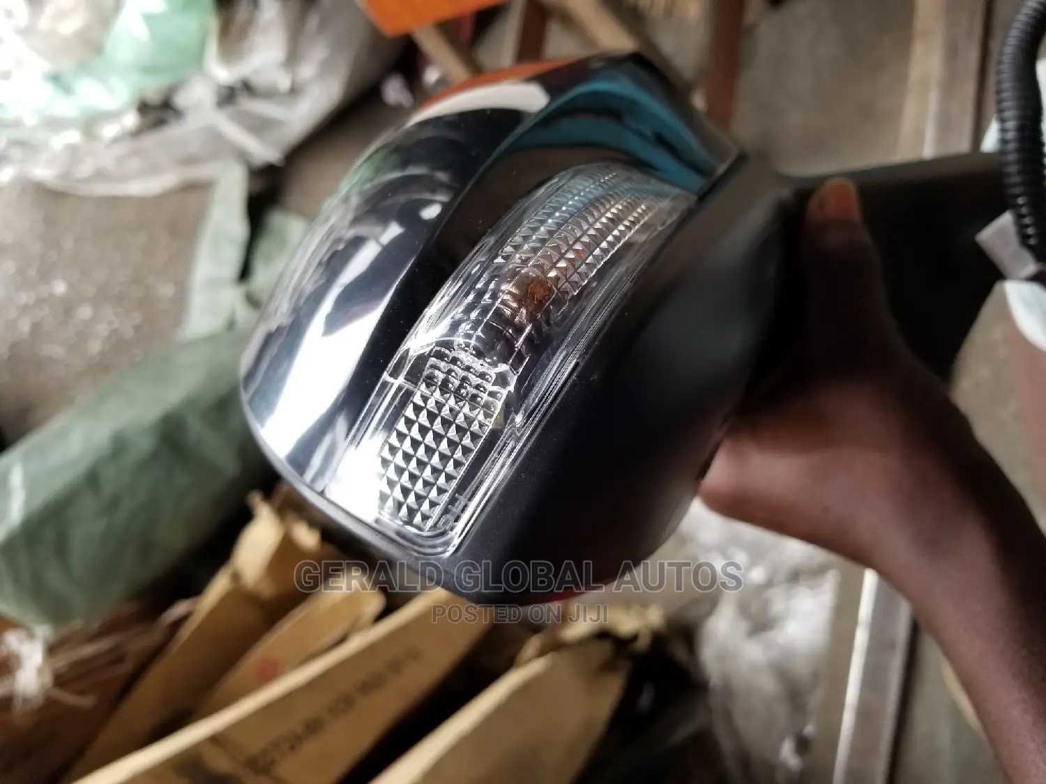 Venza 014 Side Mirrors