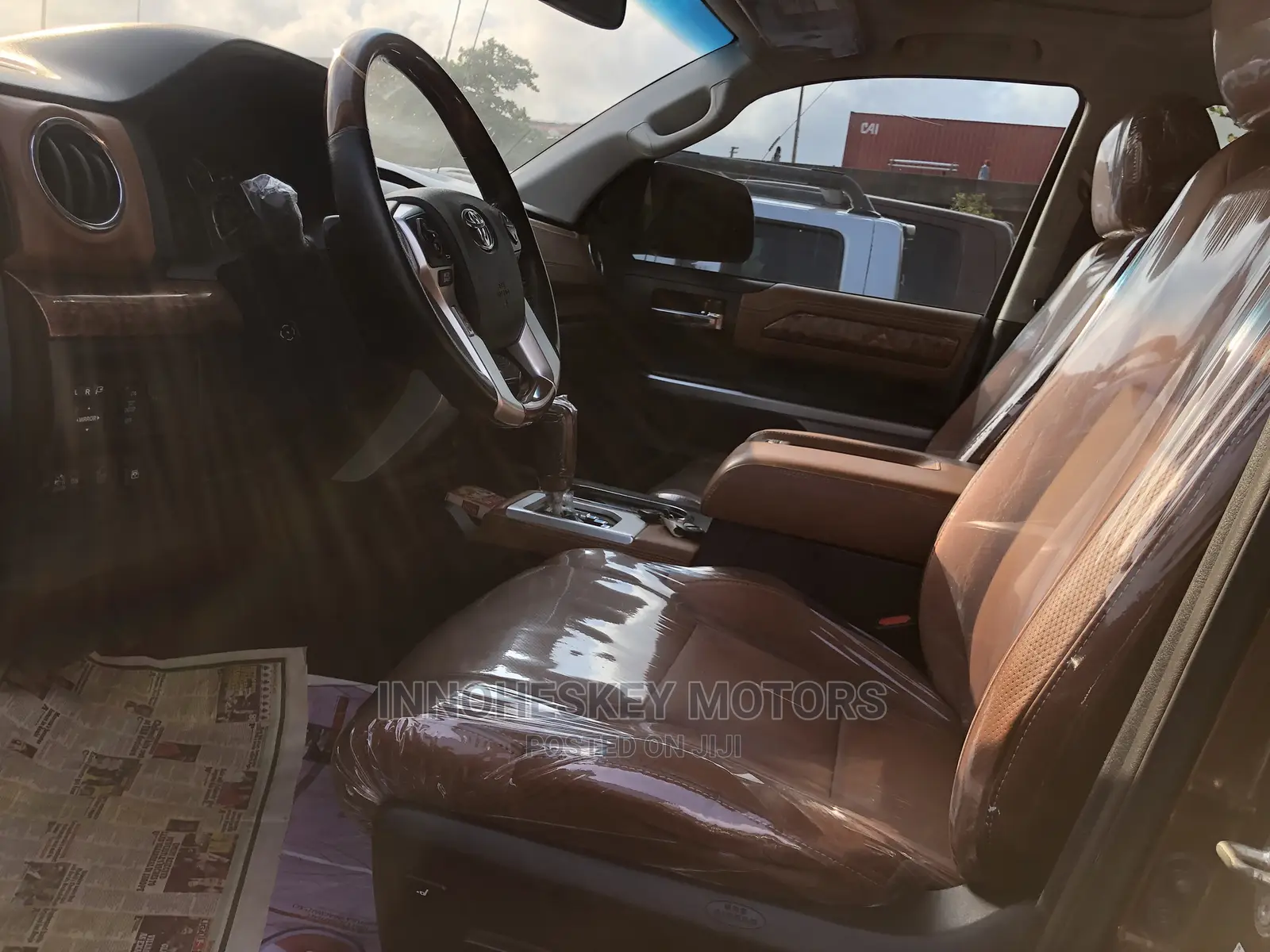 Toyota Tundra 2016 Brown