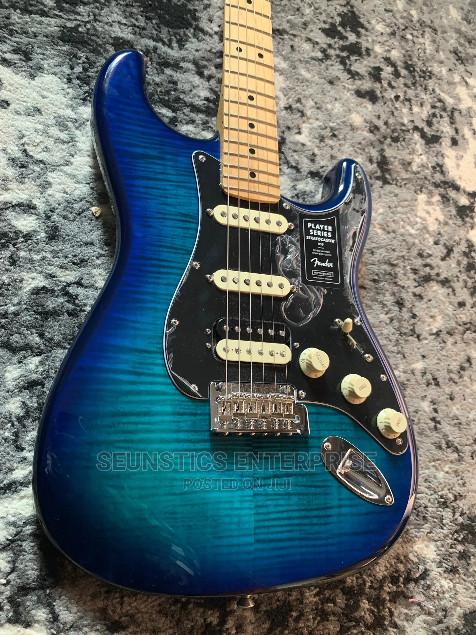 Quality Fender Stratocaster Lead Guitar
