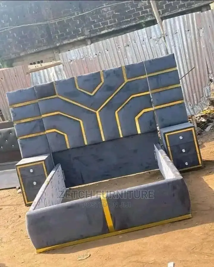 Standard 4x6 Padded Bedframe