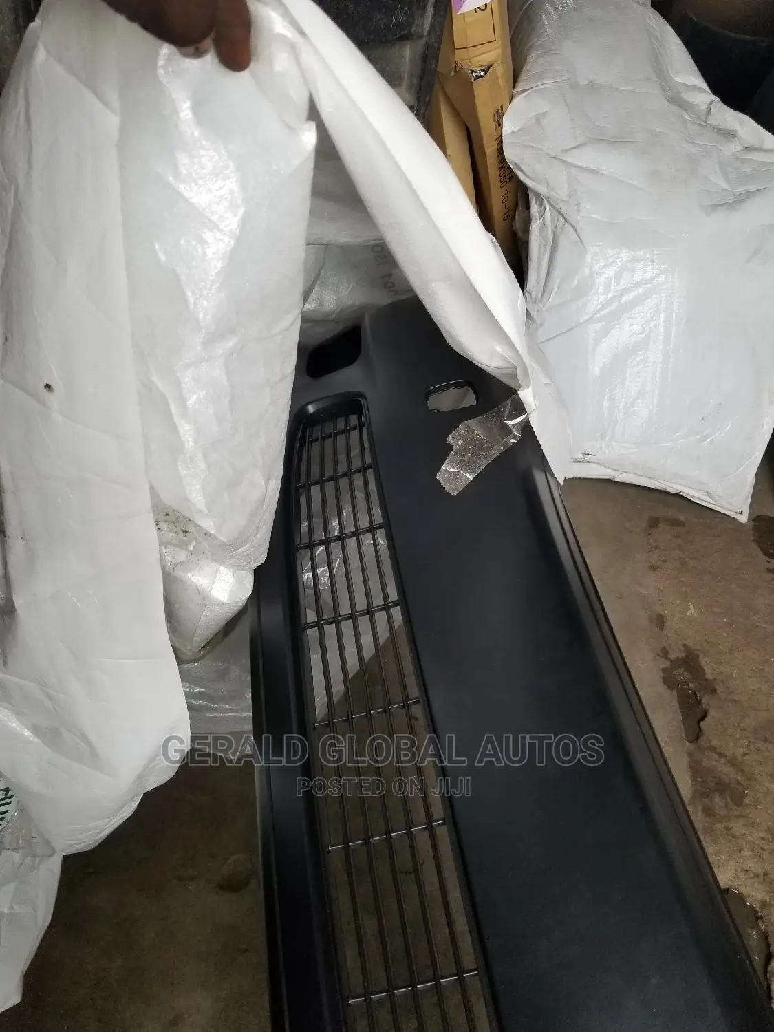Front Bumper Es 300 03