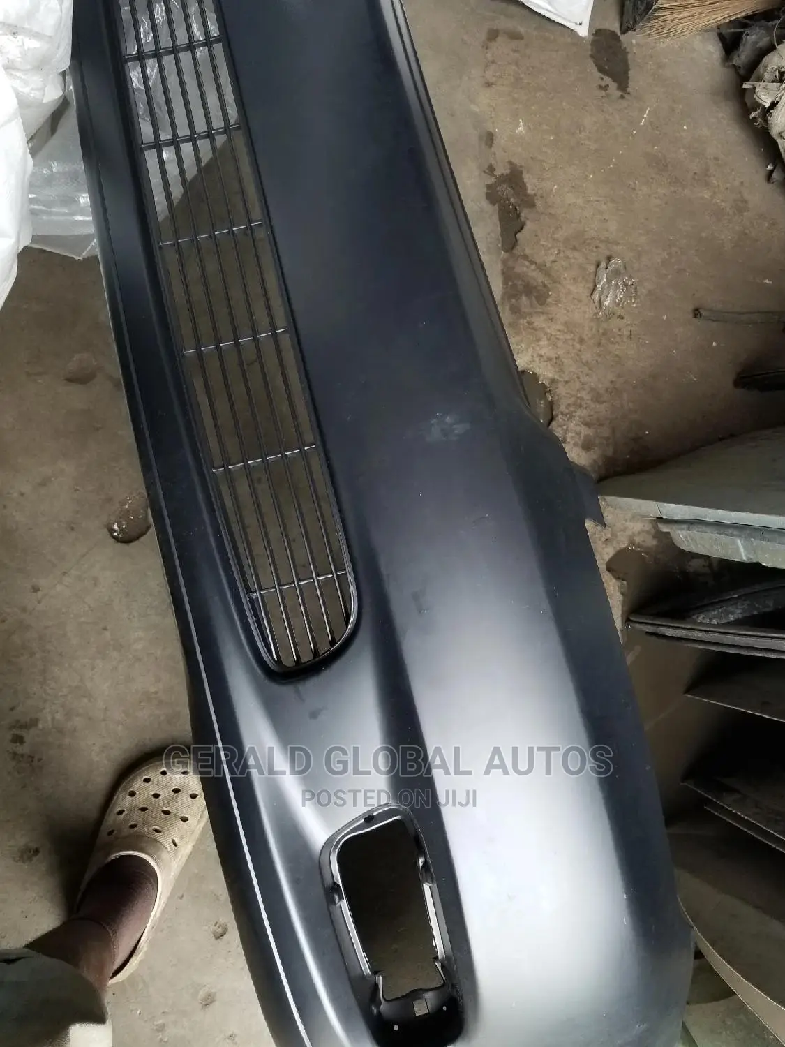 Front Bumper Es 300 03