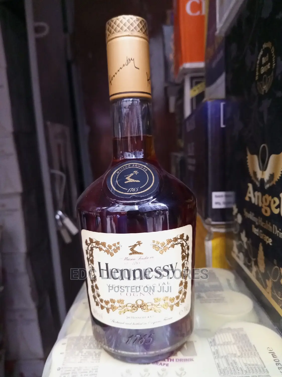 Hennessy vs X12 Bottles