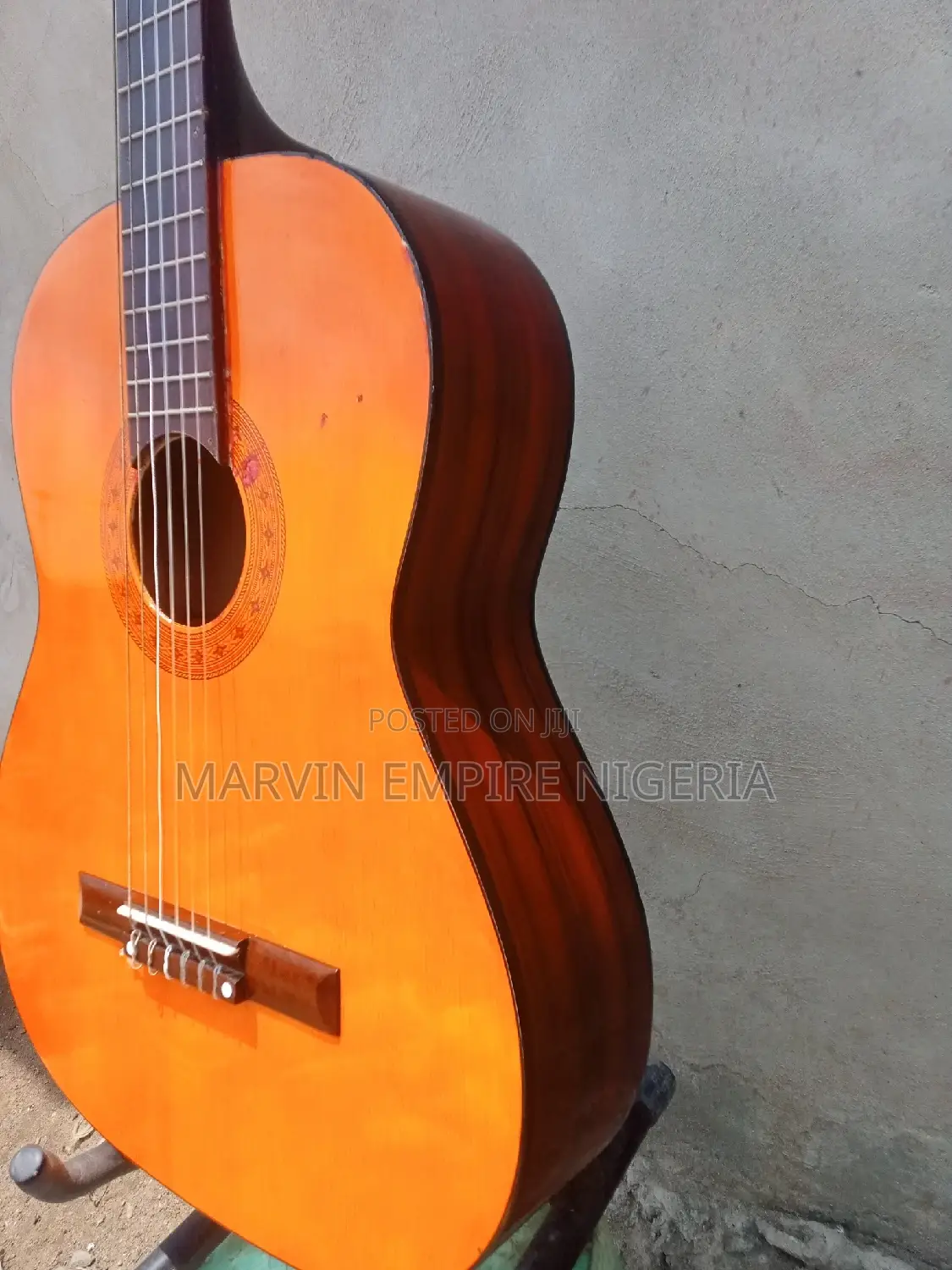 Neat as New Standard 40 Inches Classical Guitar_ C2