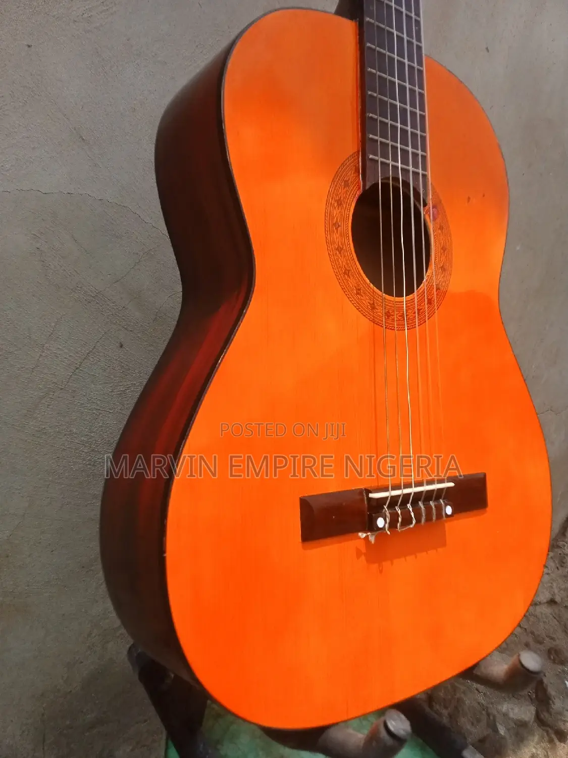 Neat as New Standard 40 Inches Classical Guitar_ C2