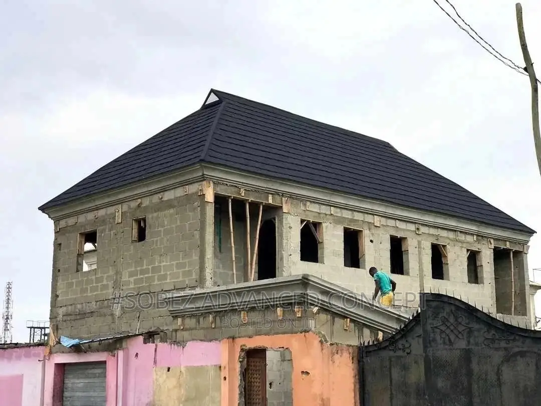 Building Roofing Contractors