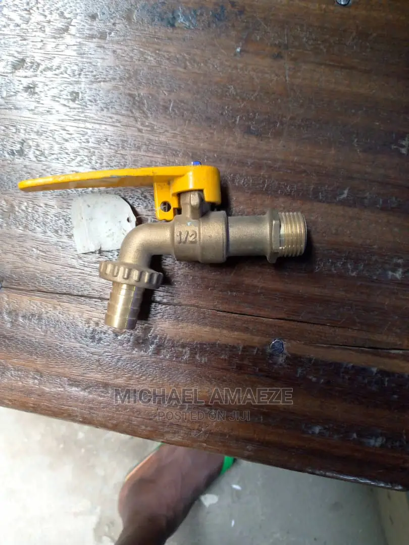 Outside Wall Tap 1/2