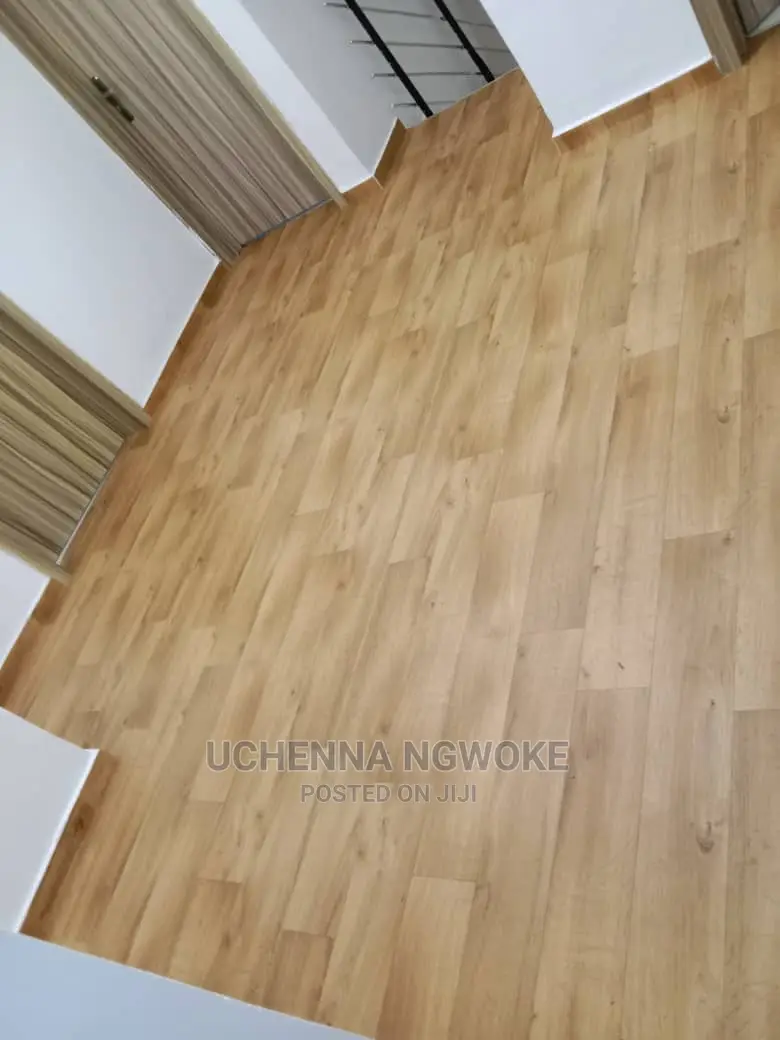 Standard Wooden Armstrong Flooring