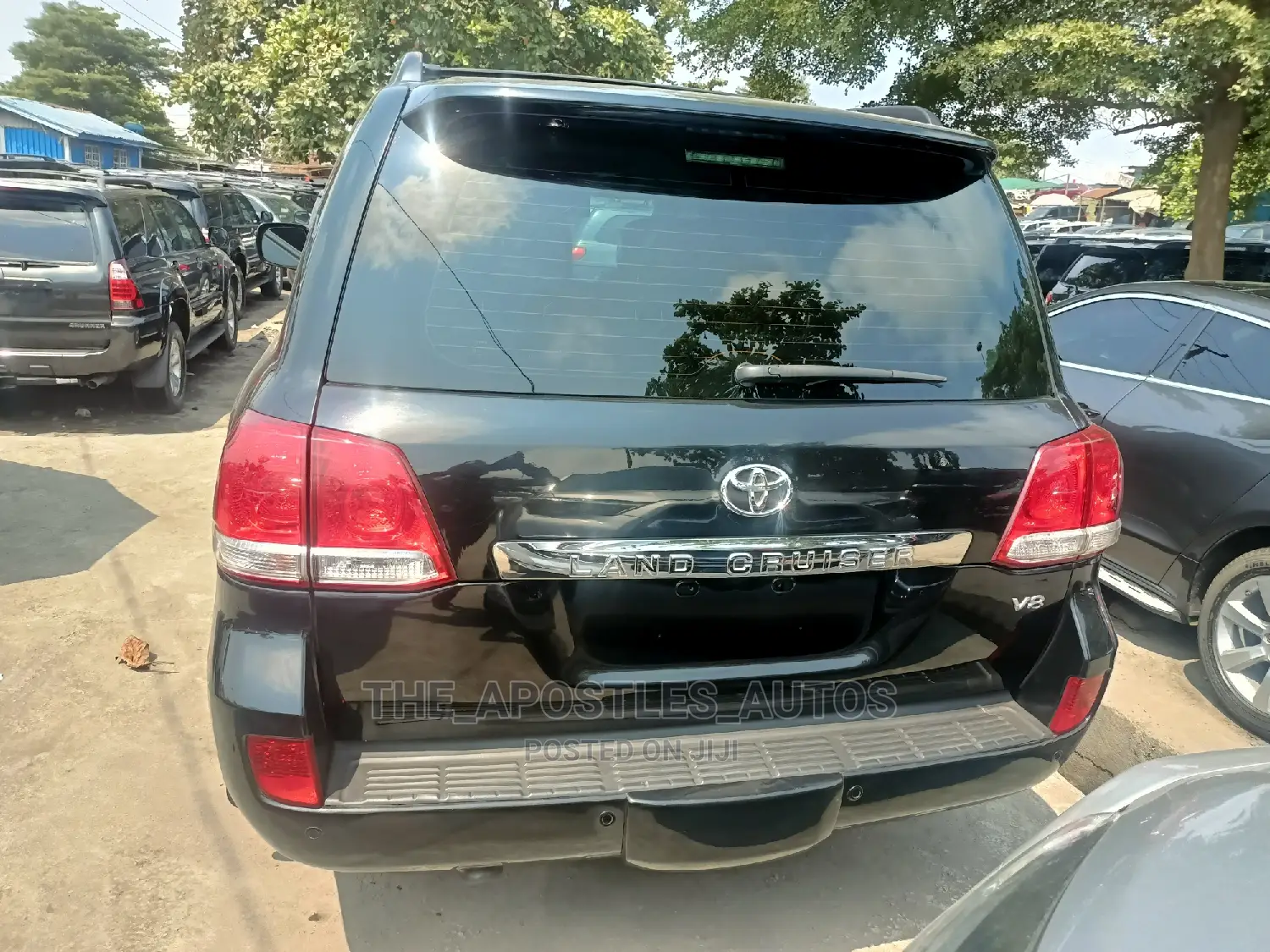 Toyota Land Cruiser 5.7 V8 2009 Black