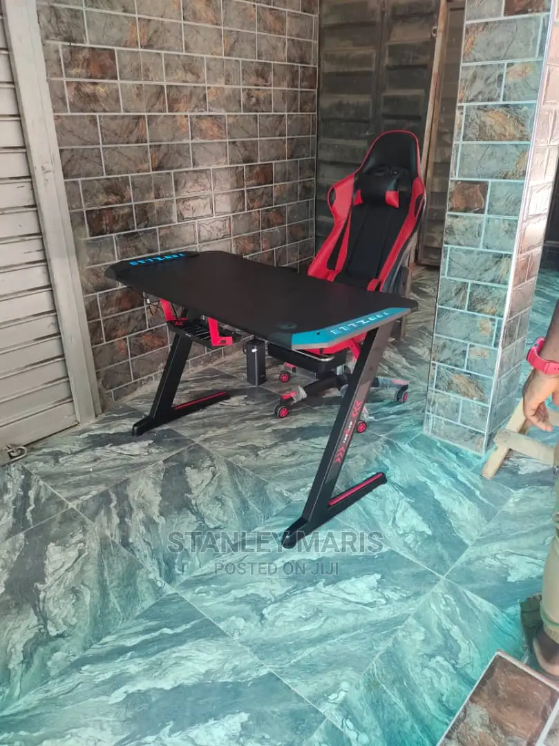 Office/Gaming Desk With Chair