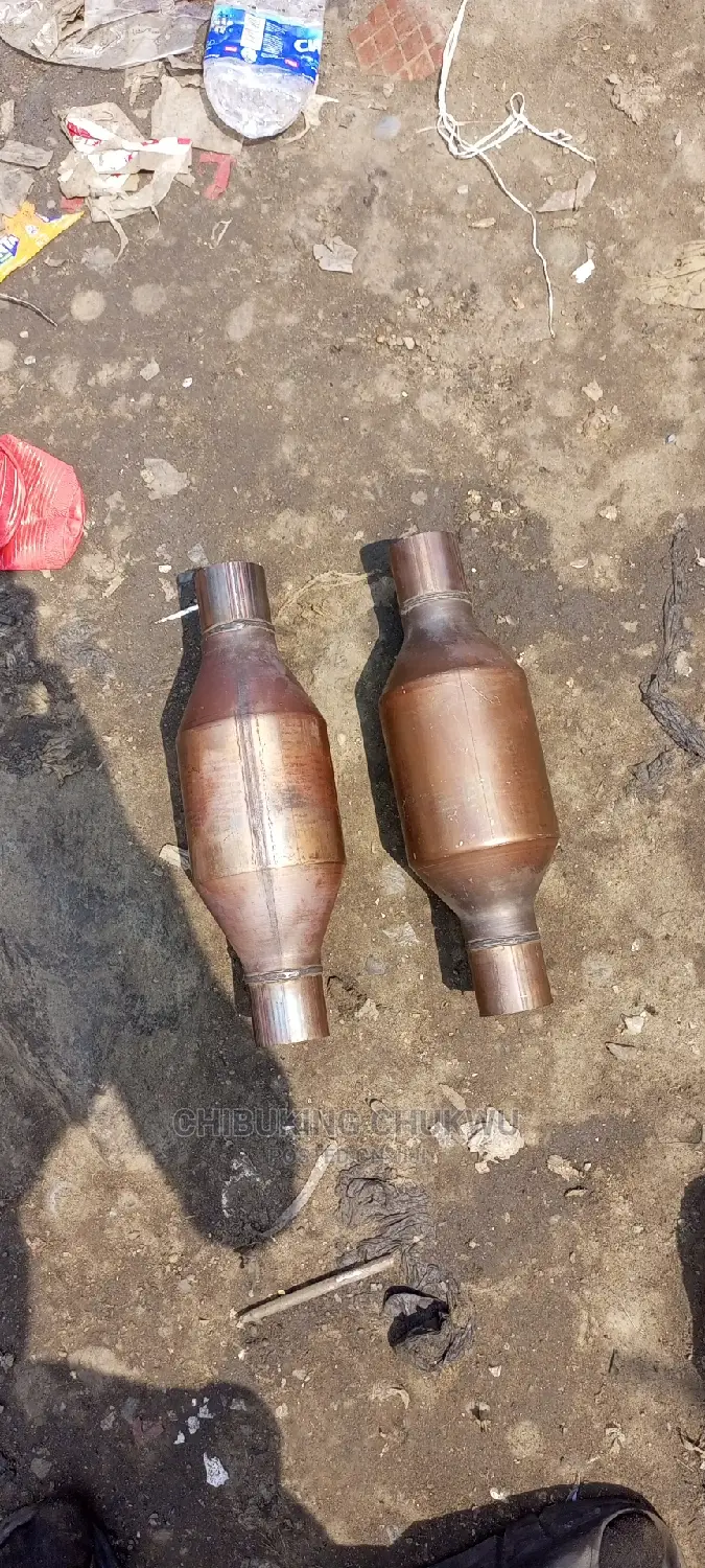 Center Catalytic for All Toyota Cars and Other Cars Too.