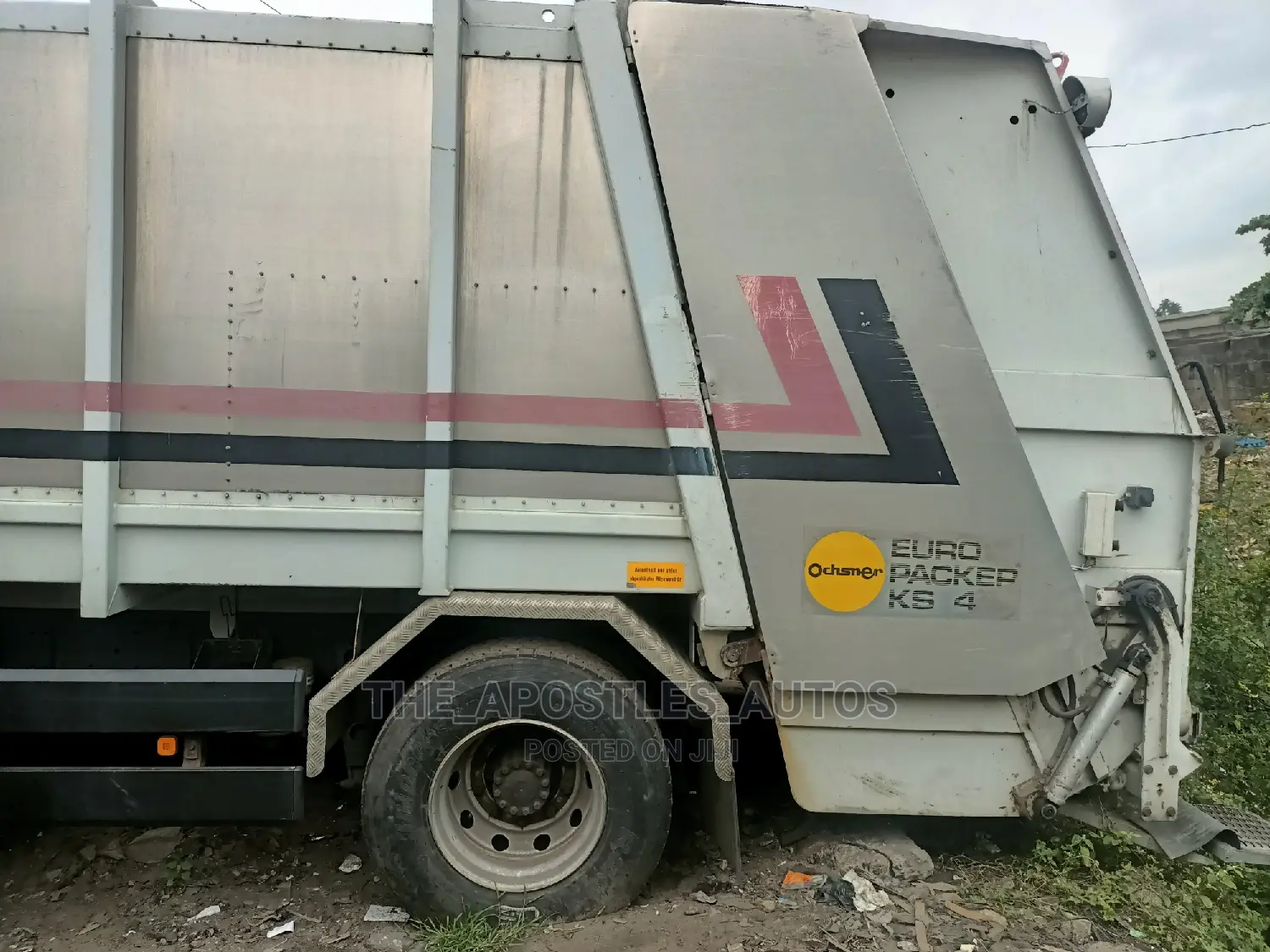 Refuse Truck (Man Diesel)