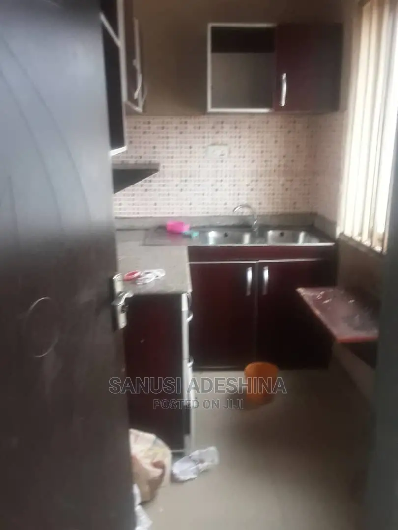 2bdrm Block of Flats in Dawaki Fct Abuja for rent