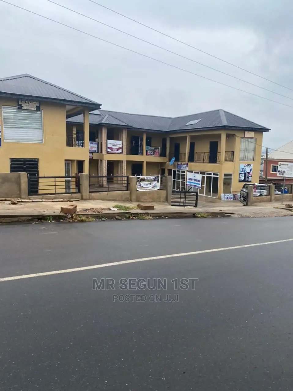 Shop to Let