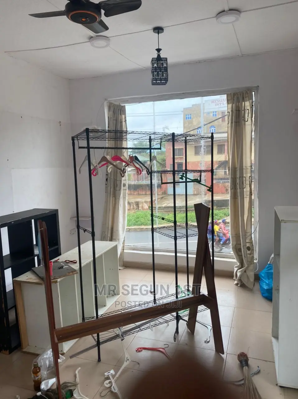 Shop to Let