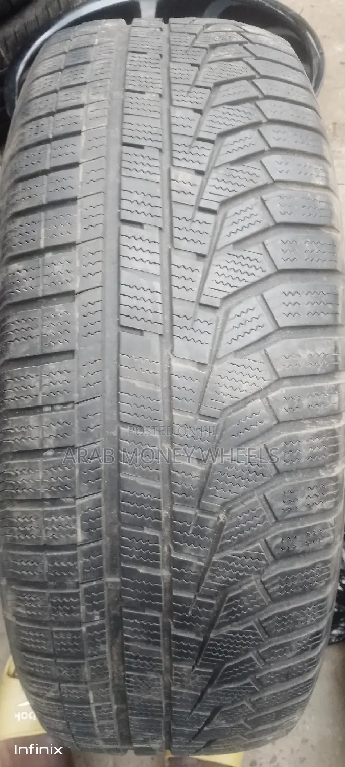 17 Rim Tyrs Hi Frofile Design