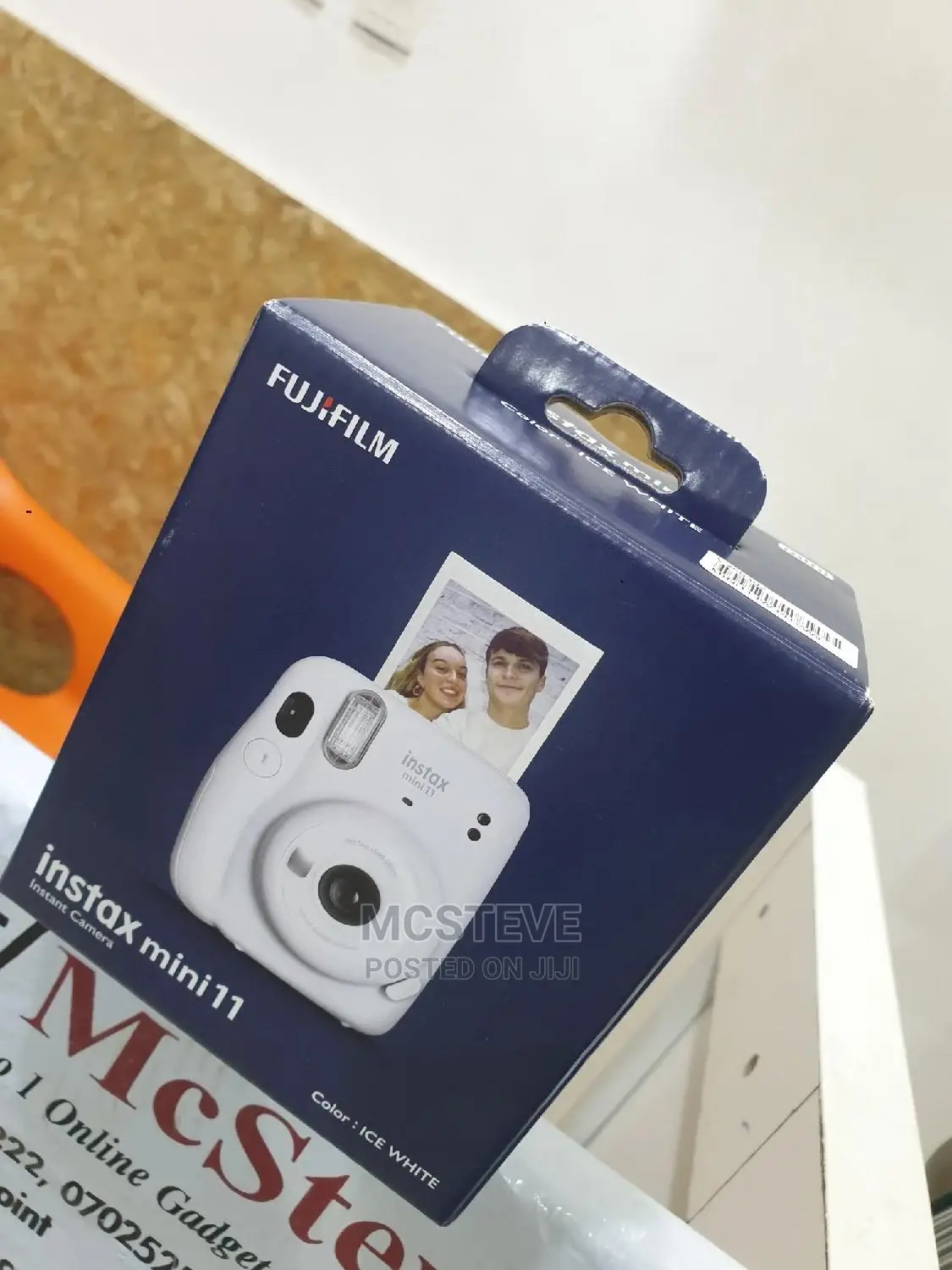 Fujifilm Instax Mini 11 Wait and Get Camera