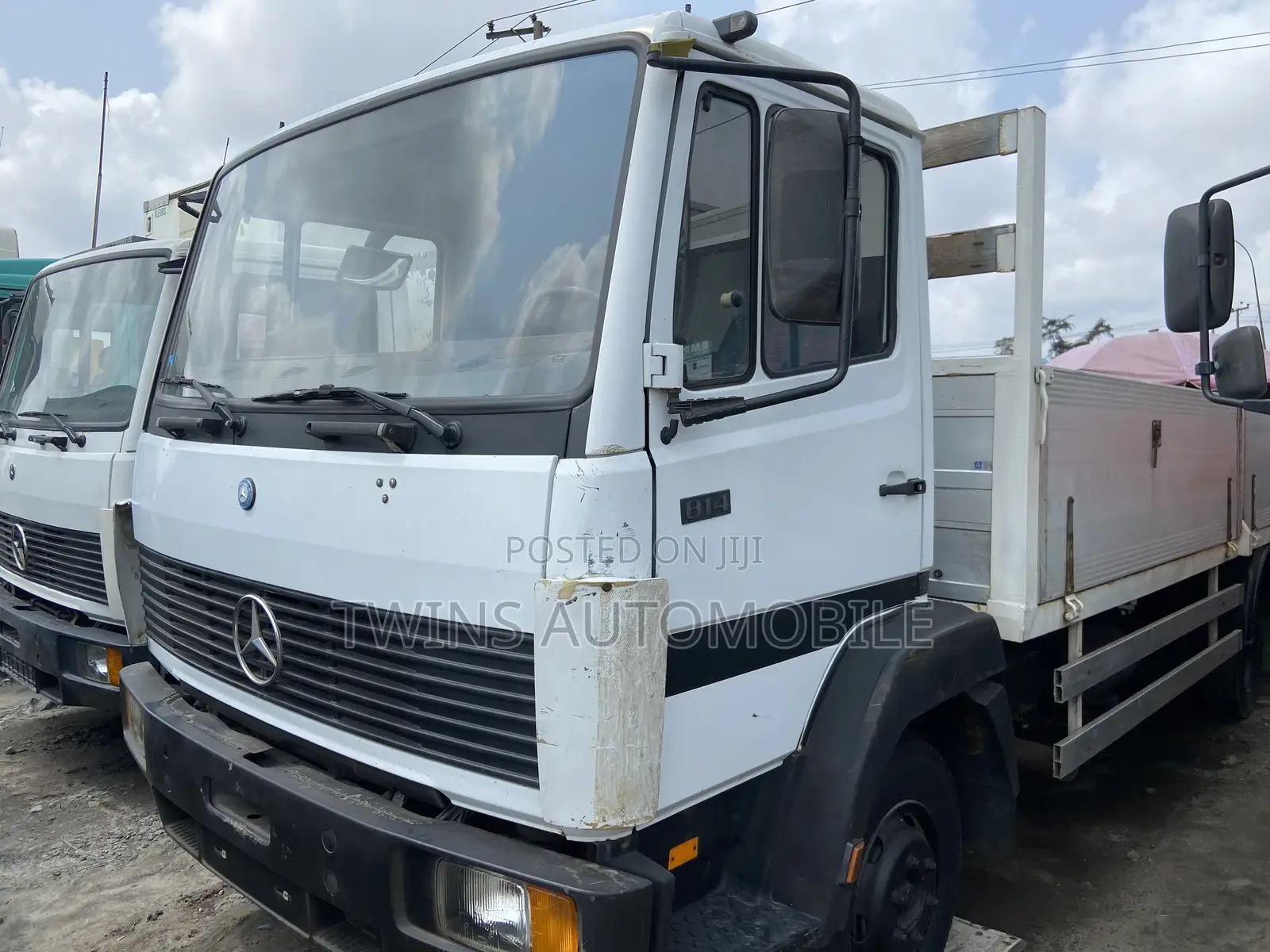 Mercedes-Benz 814 Pick Up 6 Cylinder