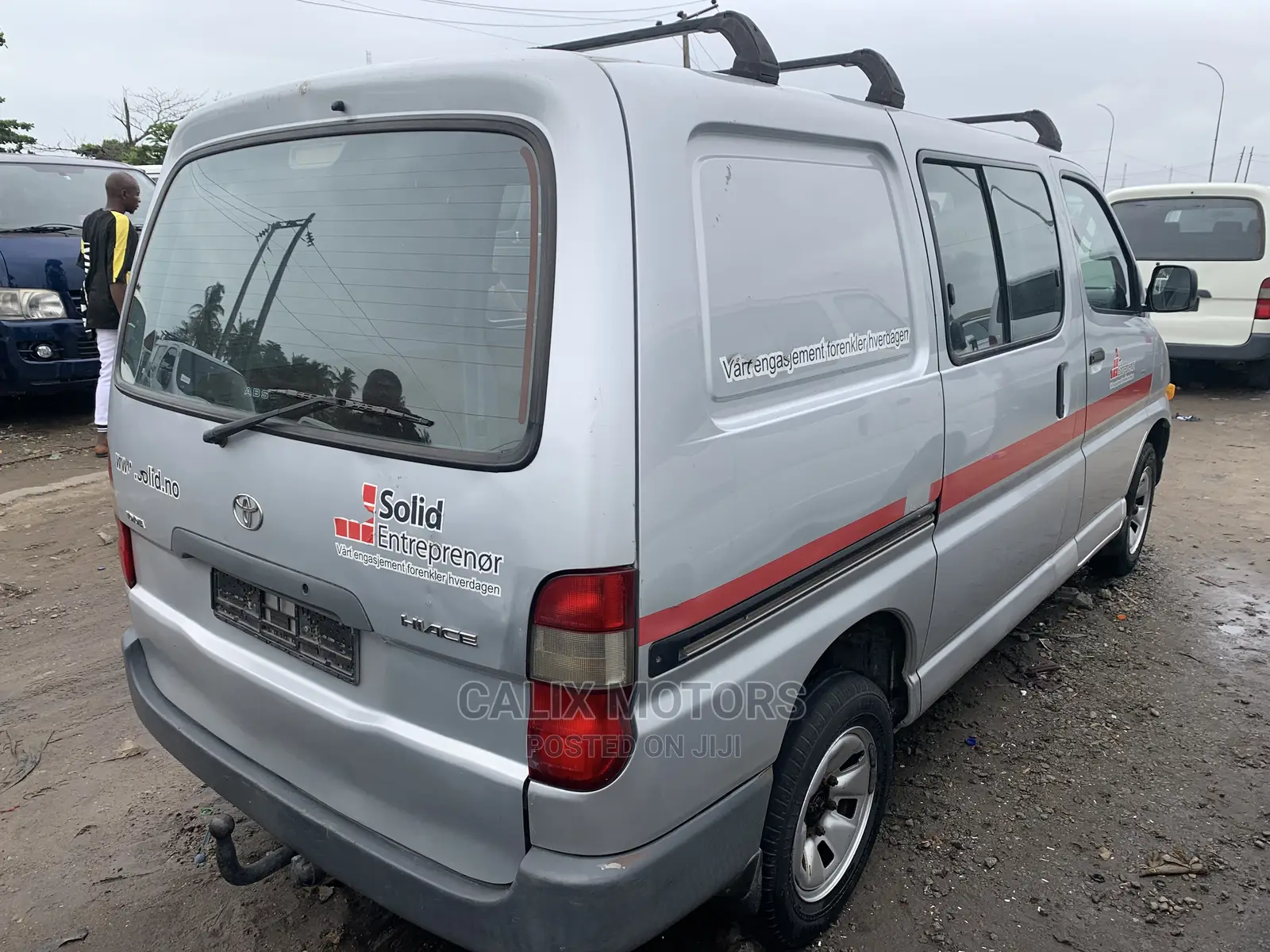 Toyota HiAce 2004 Silver