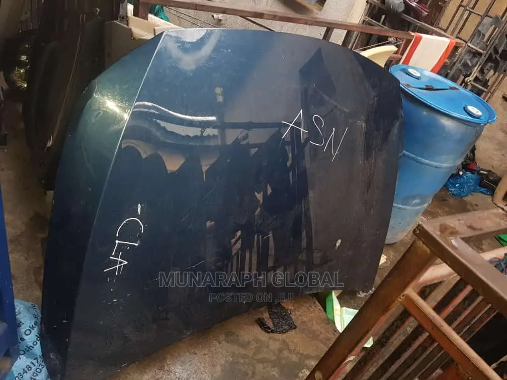 Mercedes Benz CLA 250 Bonnet.