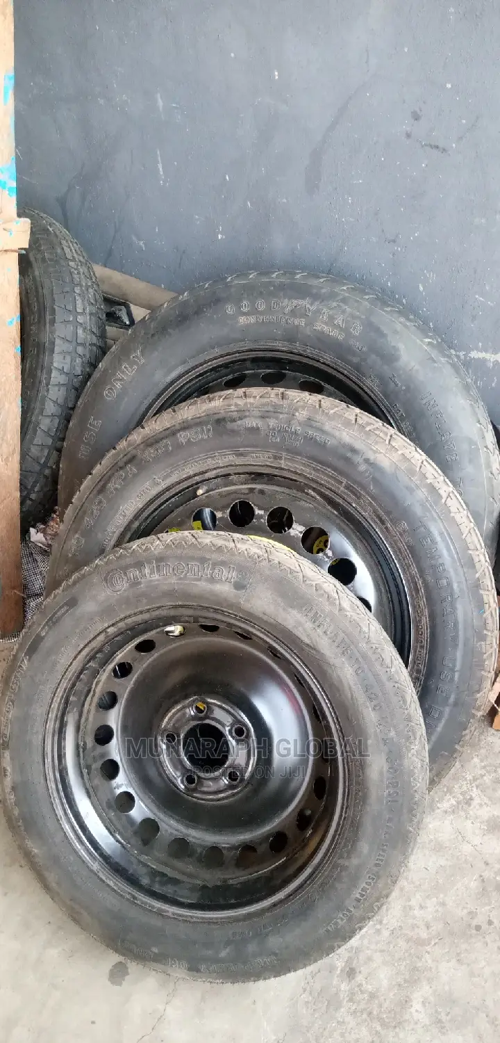 Mercedes Benz GLA 350 Spare Tire.