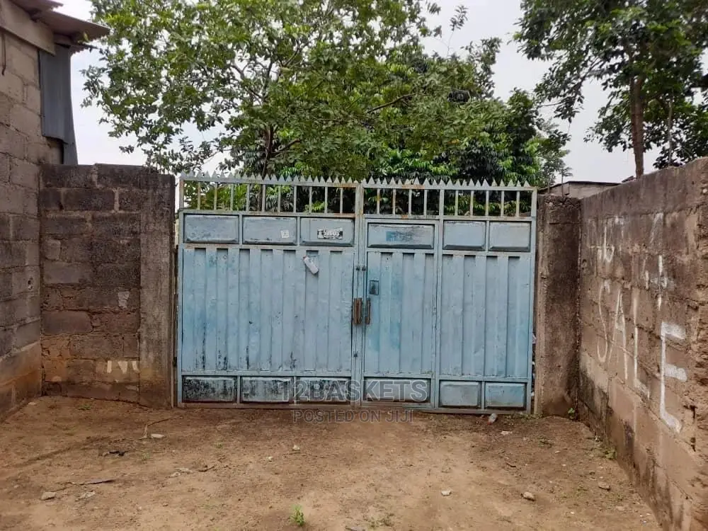Furnished 3bdrm Apartment in Alhaji Agba, Obafemi-Owode for sale
