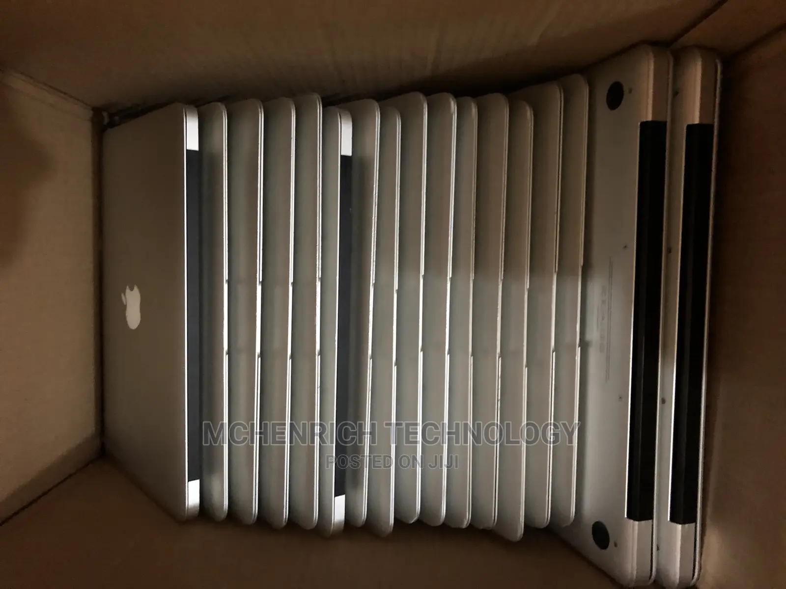Laptop Apple MacBook Air 4GB Intel Core I5 SSD 128GB