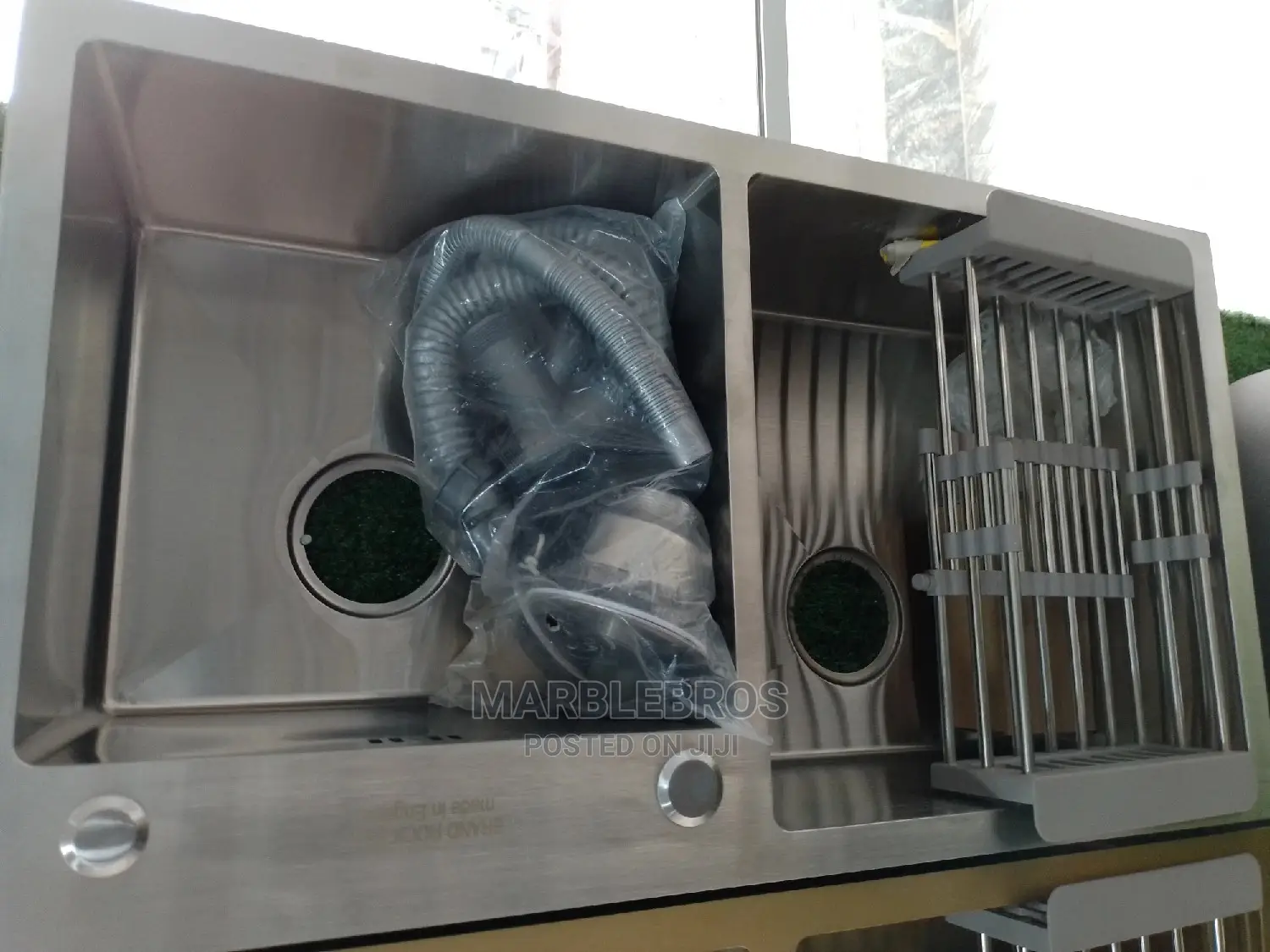 Universal Kitchen Sink