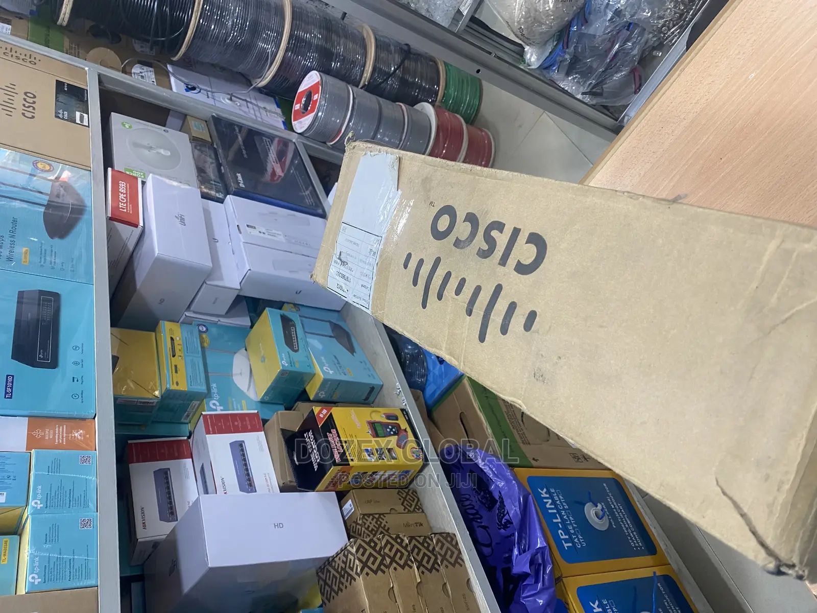 Cisco 3560v2-24ts-S