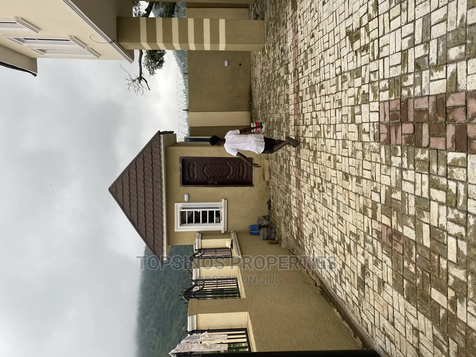 1bdrm Block of Flats in Dawaki for rent