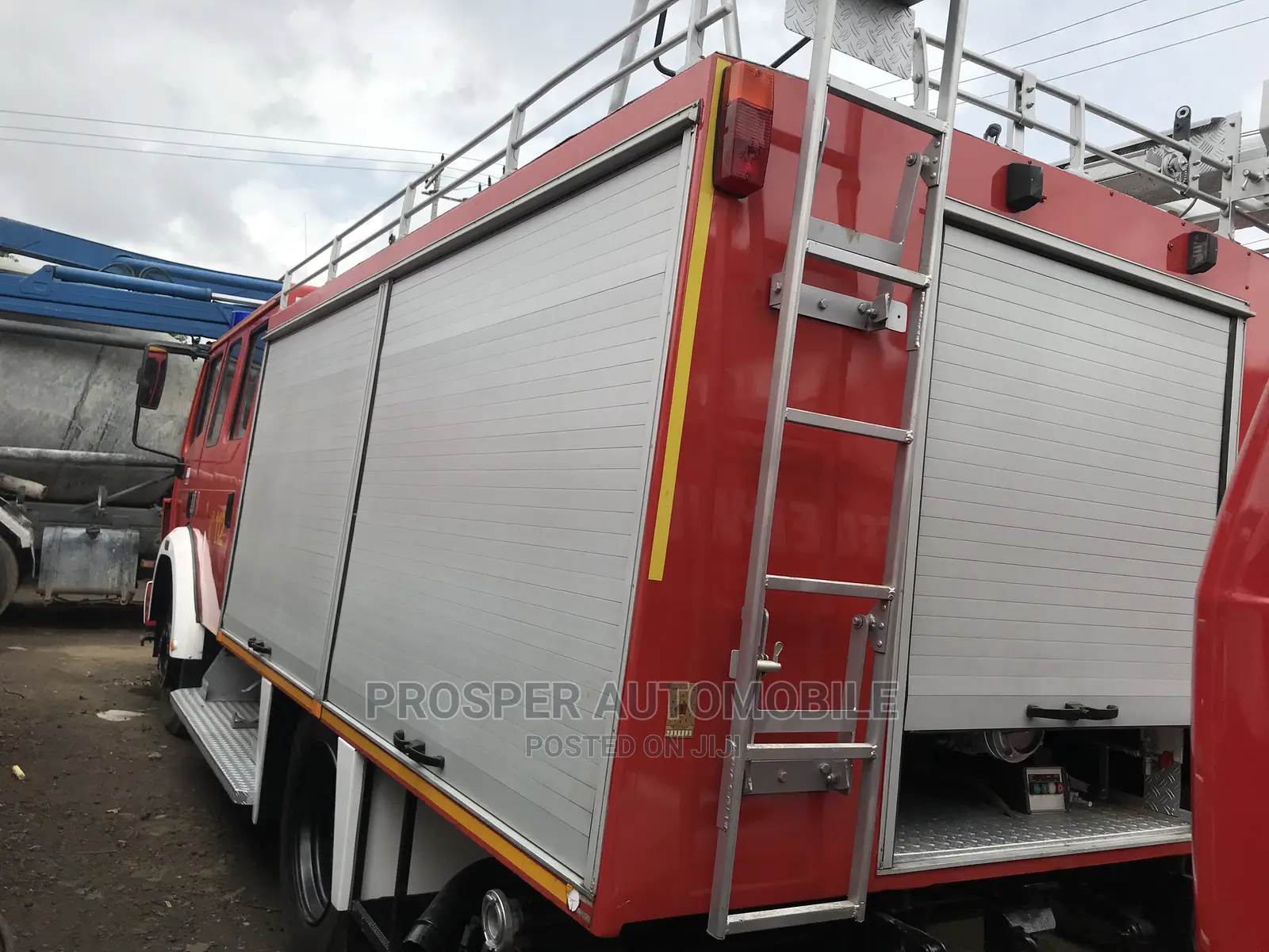 Mercedes Fire Fighter Truck