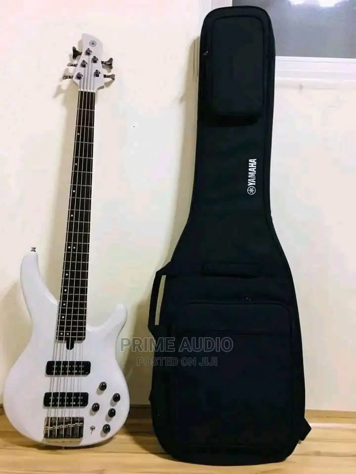 Original Yamaha TRBX 305 5 String Bass Guitar