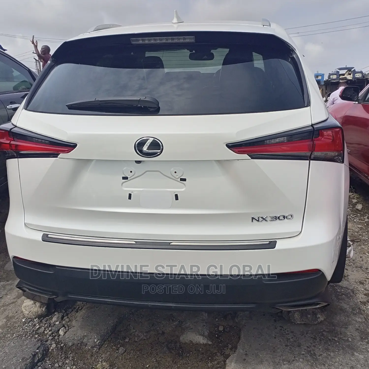 Lexus NX 300 FWD 2020 White