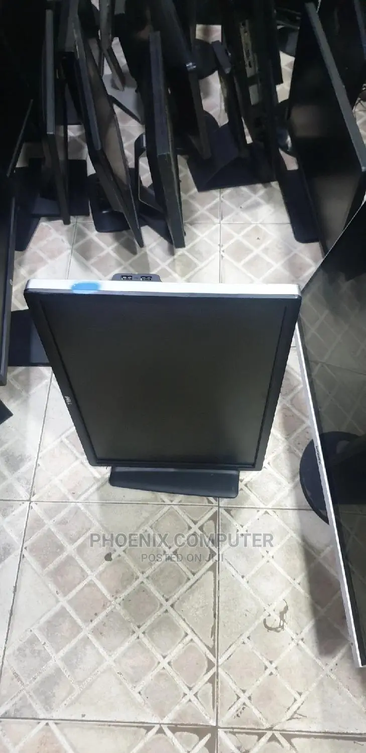 Dell Ips FHD Monitor 27inchs